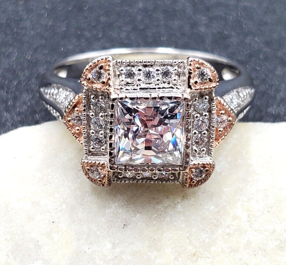 Message Ring - Hope Rose Gold-plated Sterling Silver with Cubic Zirconia Accent Message Ring - Hope Rose Gold-plated Sterling Silver with Cubic Zirconia Accent