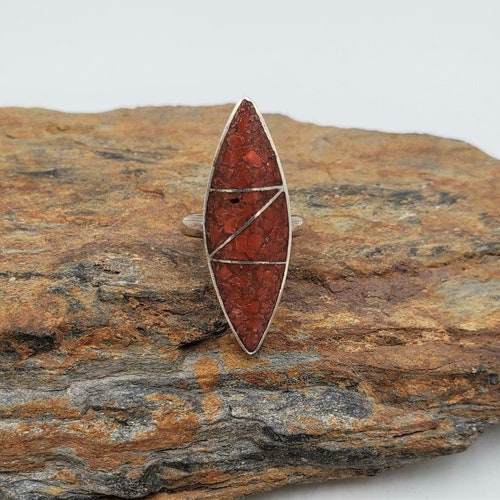 Vtg Old Pawn Navajo Genuine shops Coral Chip Inlay 925 Sterling Silver Ring Size 6.25