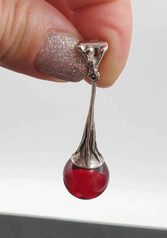 Estate Red Cherry Stone 925 Sterling Silver Gothic
