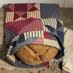 Quilted Star Patchwork Cotton Bread Bag, Handmade Reusable Bread Storage Bag, Drawstring Sourdough Bag, Farmhouse Kitchen Decor, Baker Gift