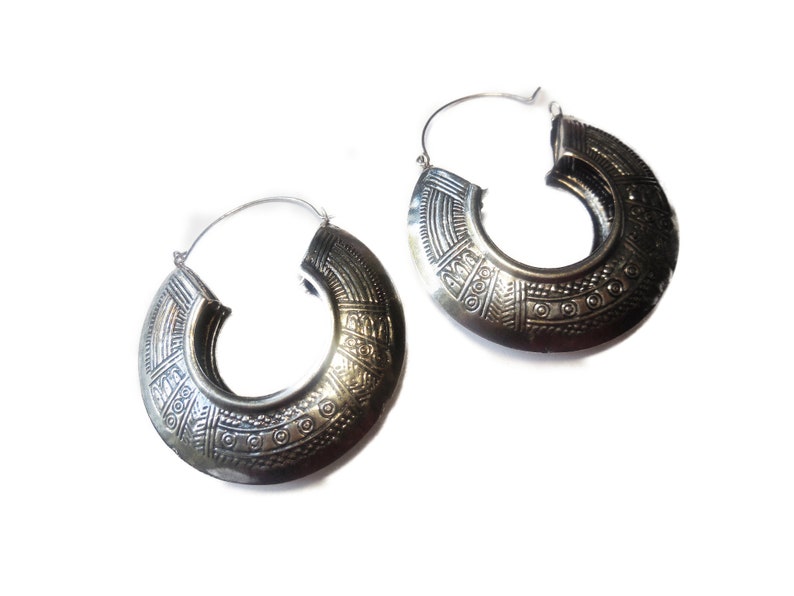 Hoop Earrings textured silver tone metal lightweight