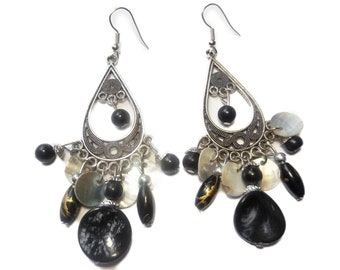 Chandelier Earrings Long Shells & Black beads