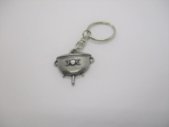 Pewter cauldron keychain: cute solid pewter and s… - image 2