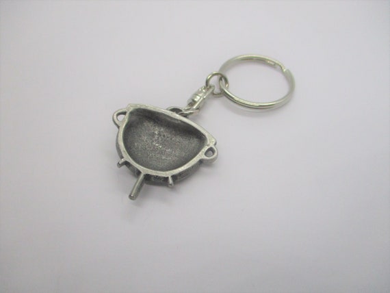 Pewter cauldron keychain: cute solid pewter and s… - image 3