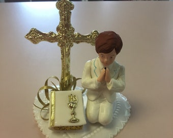 First Communion Boy Cake Topper  /  Kneeling Communion Child and Cross Cake Top  /  Communion Cake Toppers