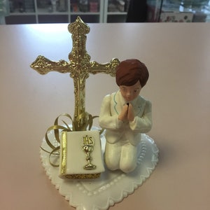 First Communion Boy Cake Topper  /  Kneeling Communion Child and Cross Cake Top  /  Communion Cake Toppers