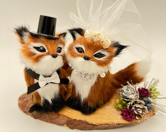 Fox Wedding Topper Winter Fall Autumn Woodland Fox Bride and Groom Comical Unique Fox Couple Topper  Fox Hunter Groom's Cake