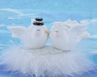 Kissing Lovebirds Topper / Wedding Birds Cake Topper / Birds and Feathers Topper / Wedding Cake Topper
