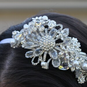 Vintage Hollywood Glamour Rhinestone and Pearl Flower Bridal Headband / Bridal Hair band image 2