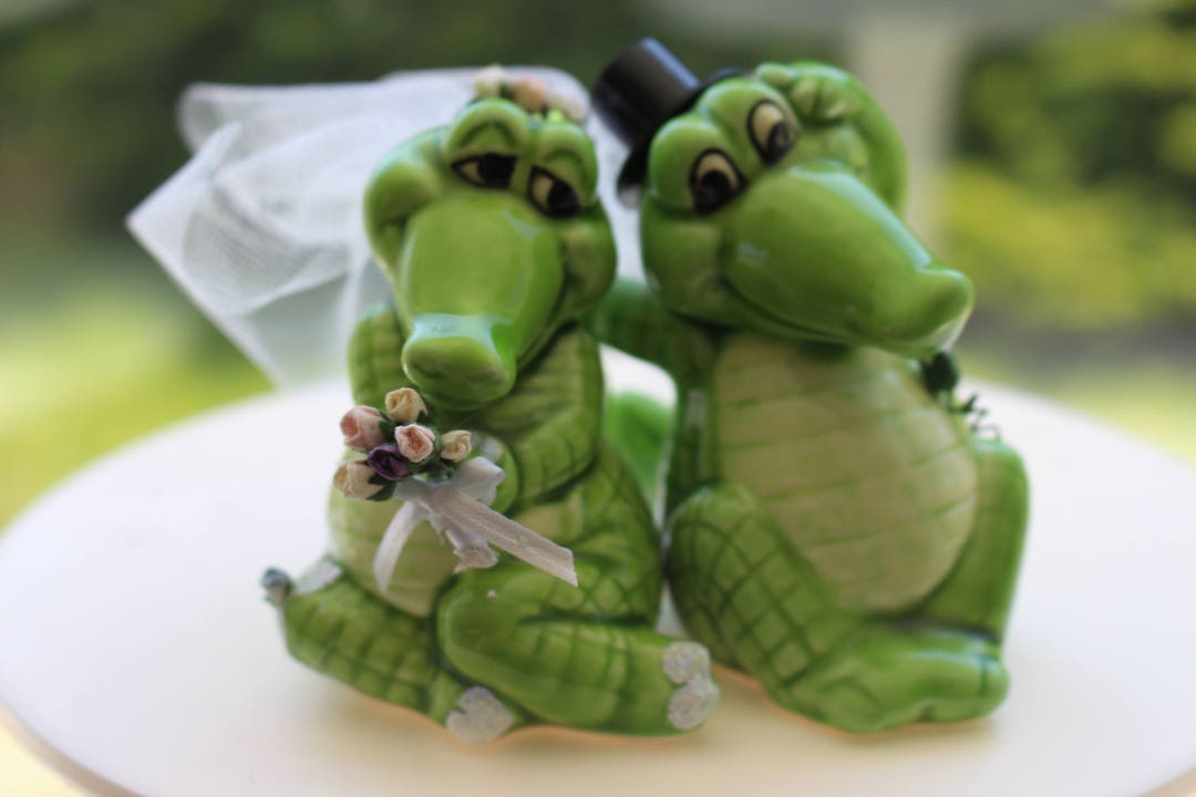 Python And Gator Cake Topper Gator Bride and Groom Cake Topper/ Wedding Topper / Gator - Etsy