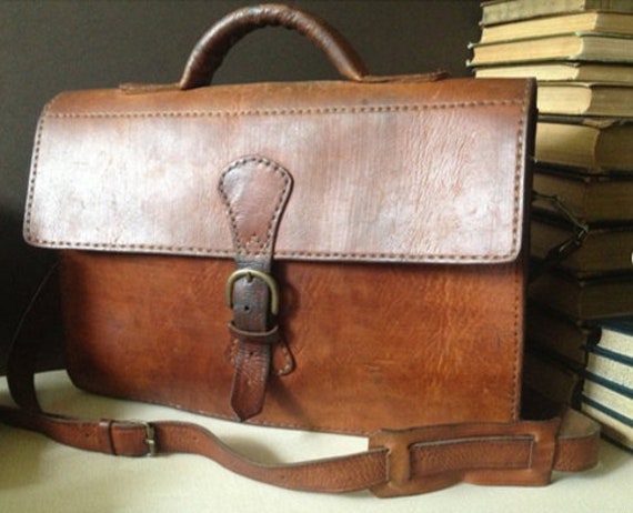 Vintage leather messenger//crossbody bag - Gem