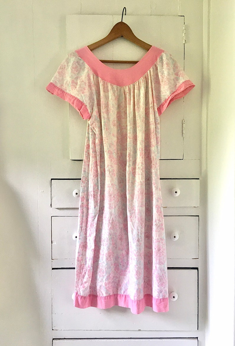 Vintage 1930s-1940s soft cotton handmade pale pink floral housedress sundress shift dress dustbowl era dress image 3