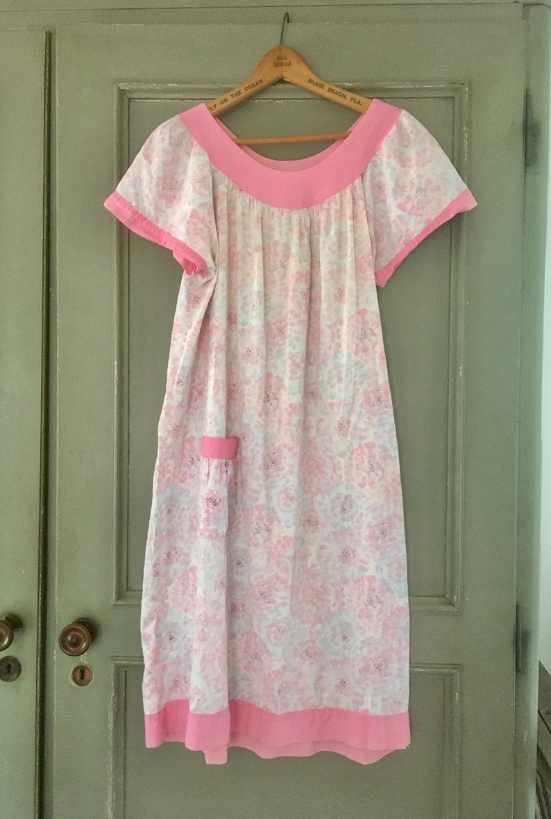 Vintage 1930s-1940s soft cotton handmade pale pink floral housedress sundress shift dress dustbowl era dress image 1