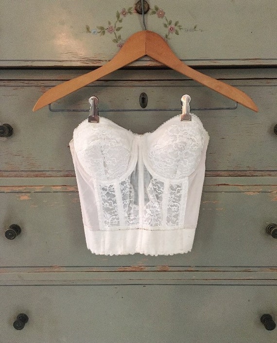 Vintage lace bustier / corset