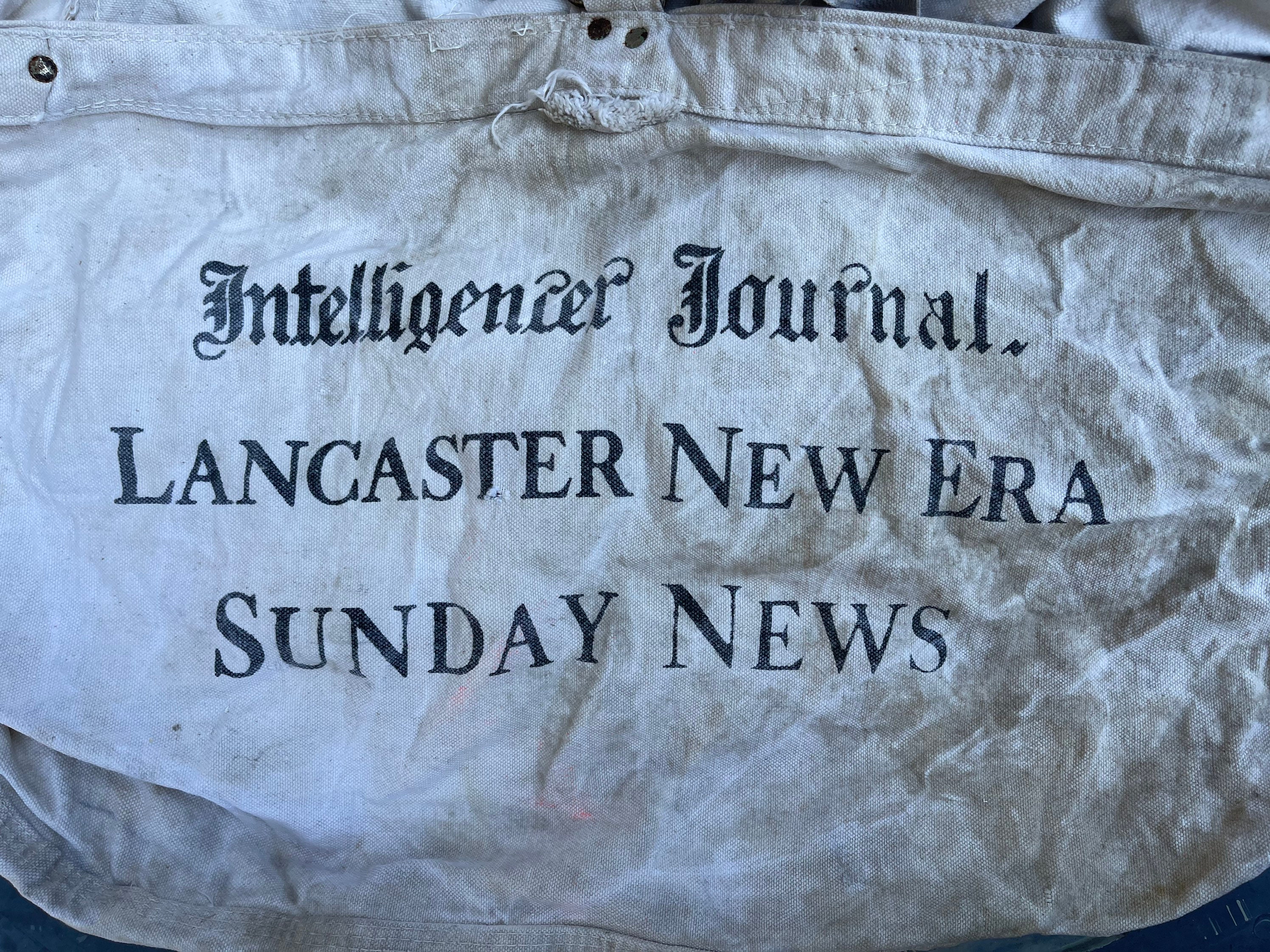 Newspaper Bag Vintage - Etsy Newspaper Bag Vintage - Etsy