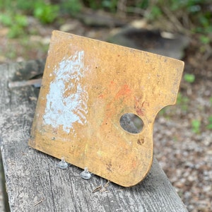 Antique artist palette, nice patina early and hard to find vintage art studio