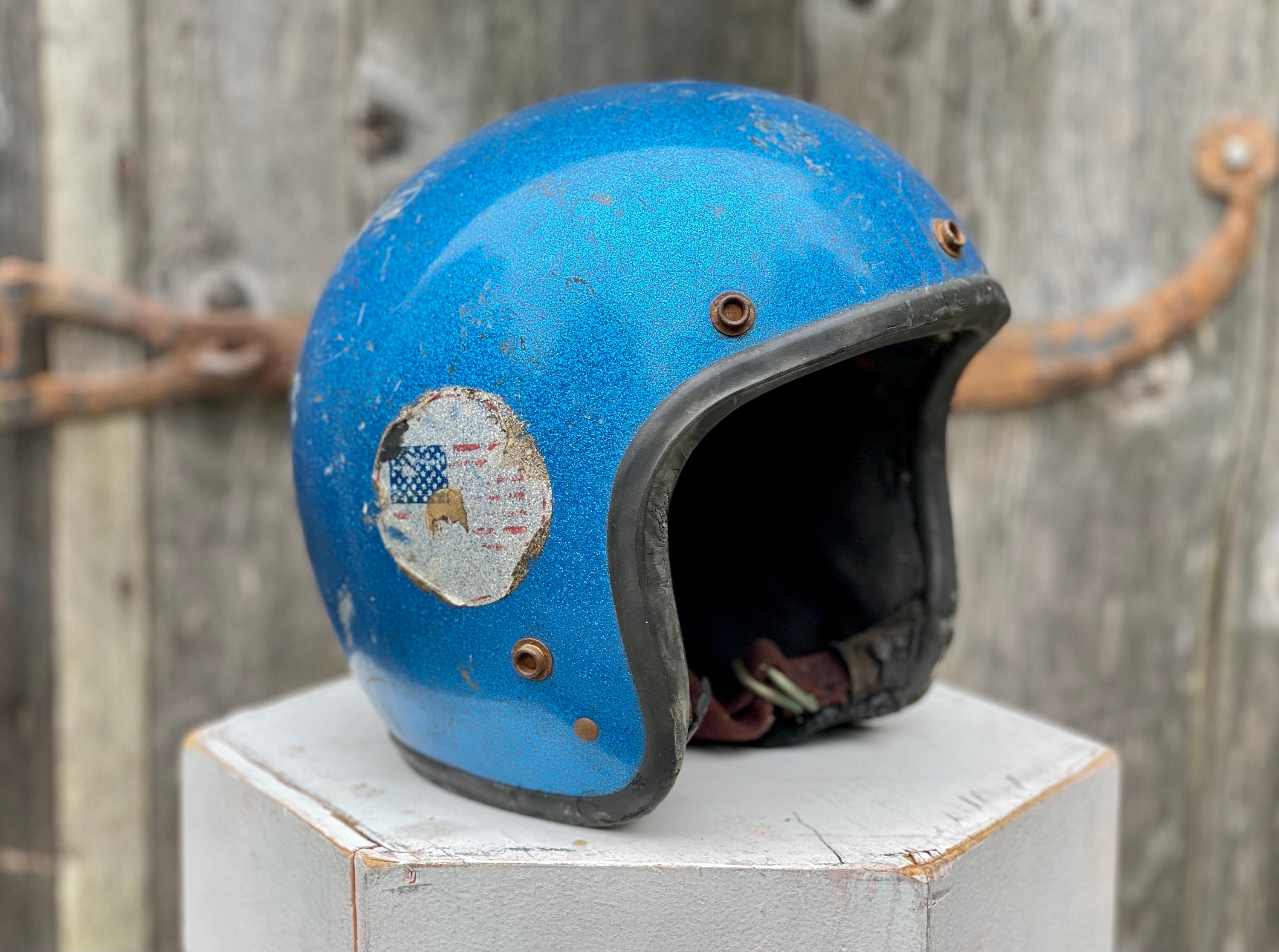 Authentic 1970s Blue Metal Flake Motorcycle Helmet Vintage Biker Chopper  Bobber Peace Sign - Etsy