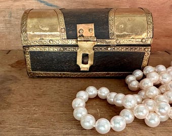 Vintage wood and brass miniature treasure chest jewelry box stash box 3.5” x 2”