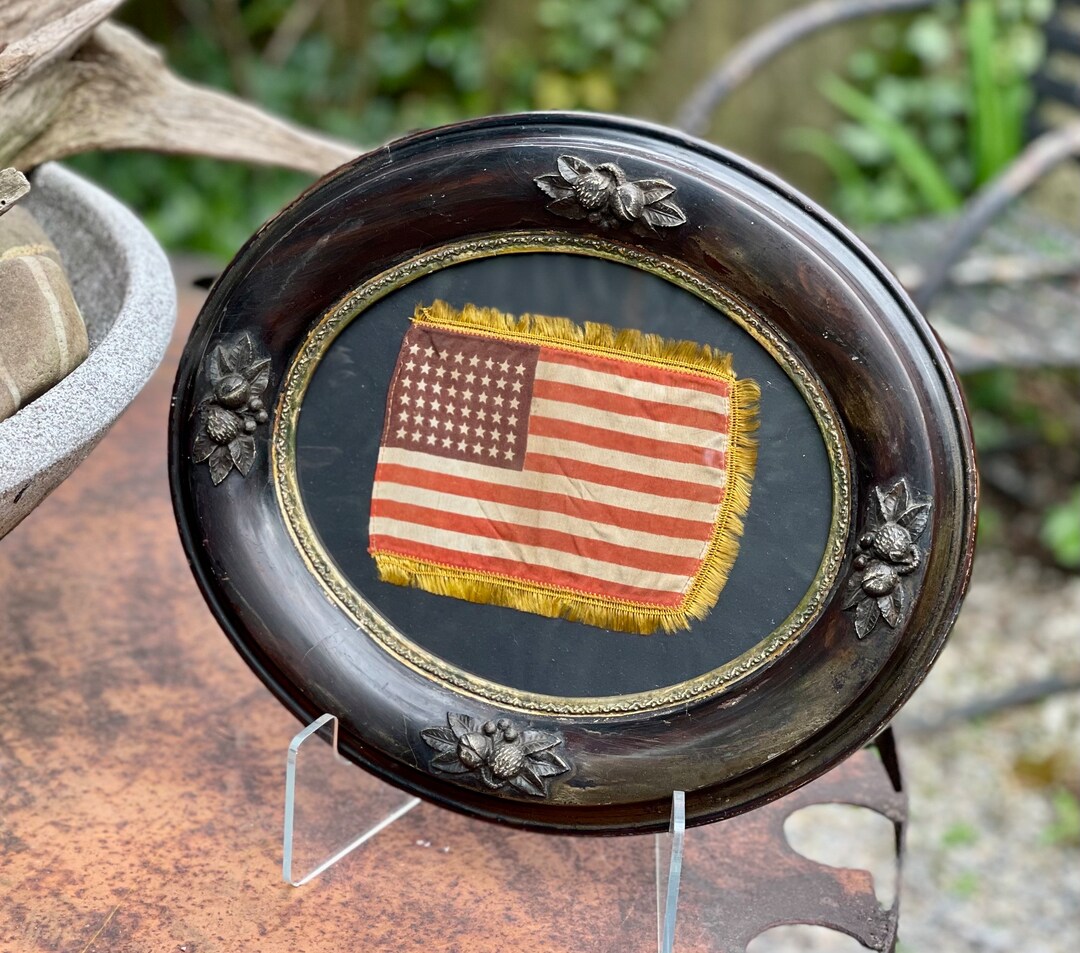 Vintage flag main image 1
