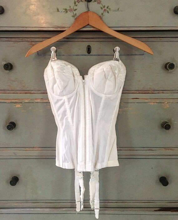 Vintage lace bustier / corset / garter lingerie