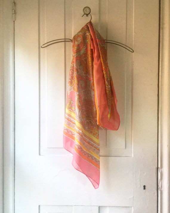 Giant 1960s pink paisley scarf - image 3