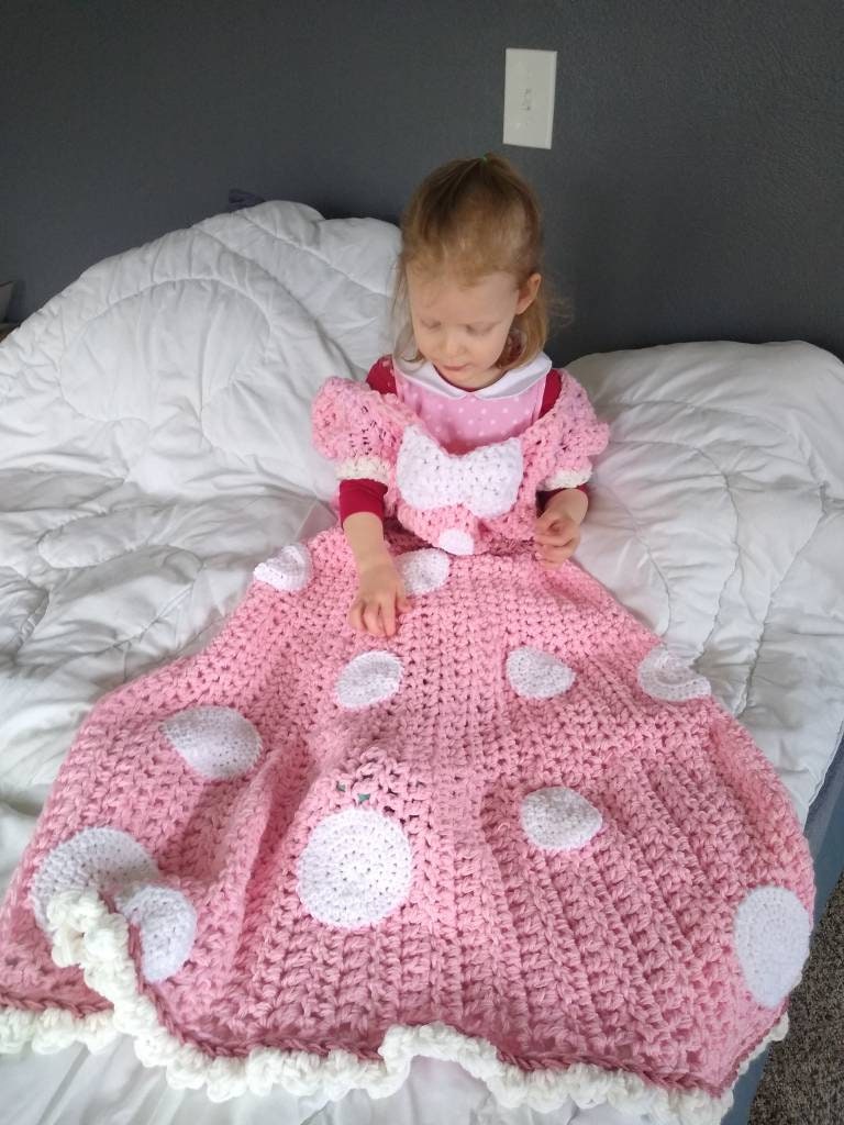 Princess Dress Blanket, Wearable Blanket, Toddler Princess Dress, Belle,  Yellow Princess Dress, Crocheted Blanket, Dress Blanket - Etsy