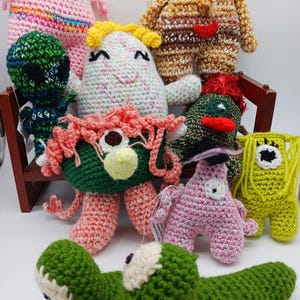 Small plush monster toys, colorful, crazy hair monsters, soft monster plush