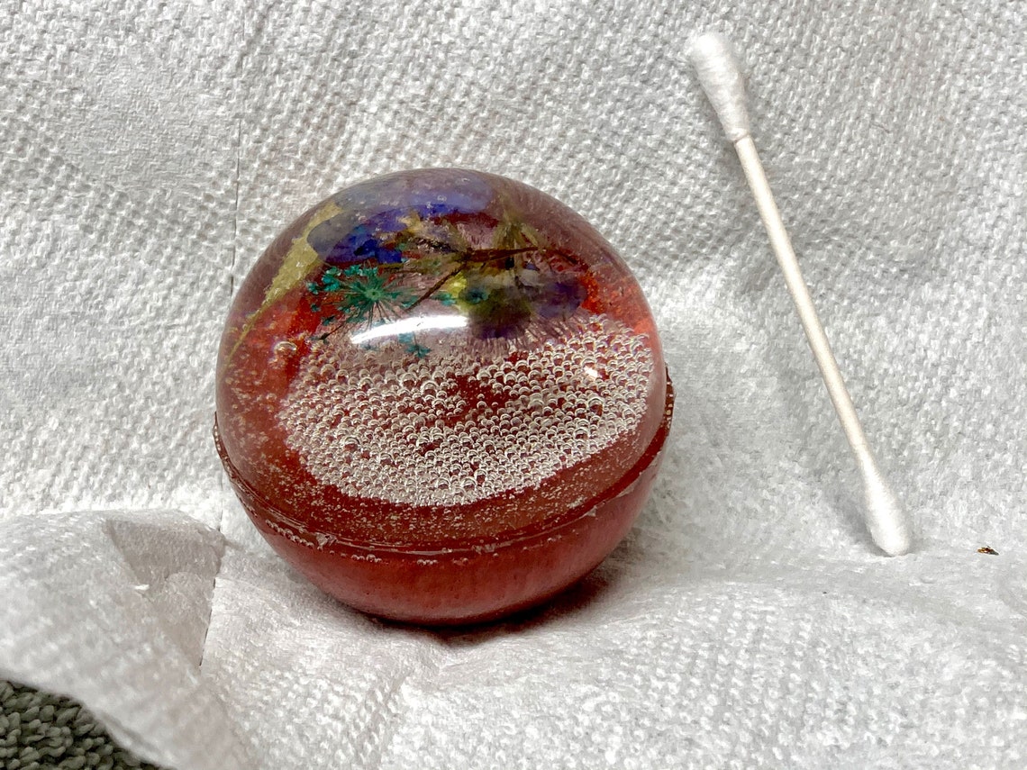 2x2 Epoxy resin ball/globe decorative item with real pressed Etsy