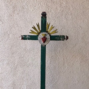 SALE Collectors Ecuador Green Cross - Dia de la Cruz - authentic Cuenca - vintage 32 1/2&quot; tall x 15&quot;wide Base 6 1/2&quot; x 5 1/2&quot;