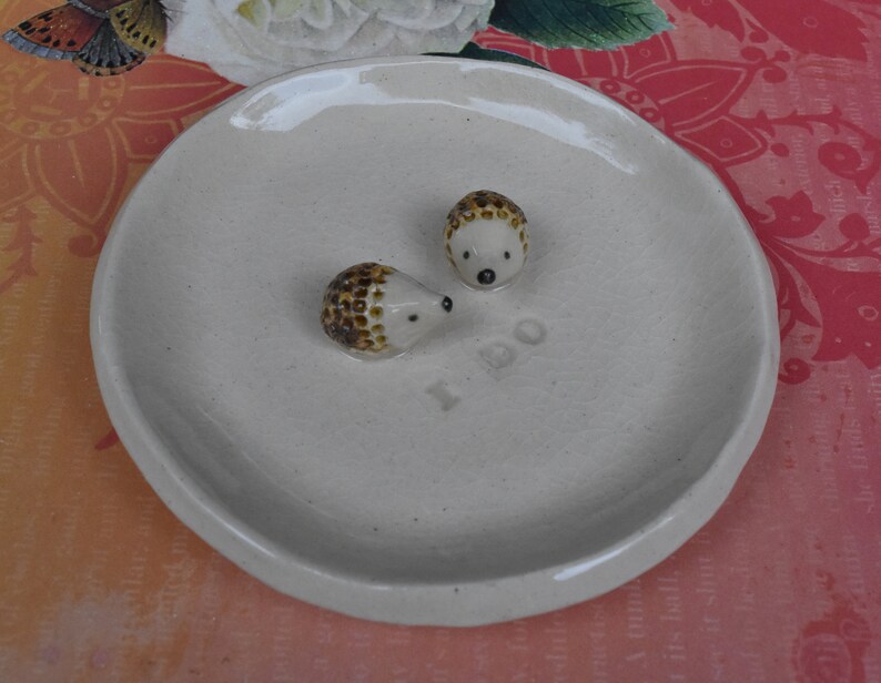 Wedding ring plate Hedgehog plate Wedding gift bridal ring holder I do Hedgehog ring holder Wedding ring holder