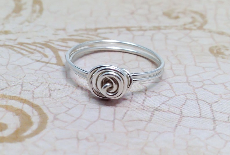 Rose ring, rose knot ring, dainty rose ring, small rose ring, reversible ring, small rose ring, Gold, Silver, Light pink image 3