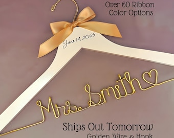 Custom Wedding Hanger: Engraved Date, Golden Wire Bride Hanger