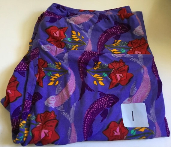 Lularoe Tall and Curvy Leggings Unique Print Fits Pant Size 10 to 22 