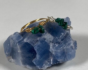 malachite crystal wire ring