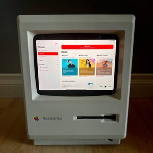 Apple Macintosh Retrofitted with an iPad Mini A Touchscreen Mac image 9