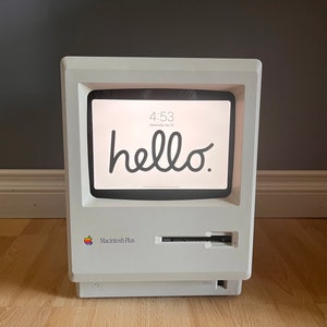 Apple Macintosh Retrofitted with an iPad Mini A Touchscreen Mac image 2