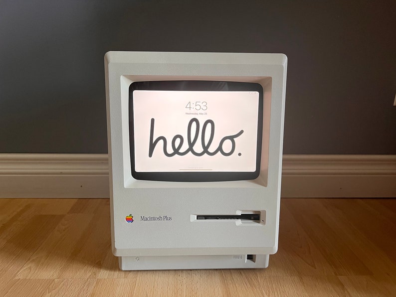 Apple Macintosh Retrofitted with an iPad Mini A Touchscreen Mac image 2