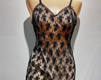 Mod 1960s lace slip/dress