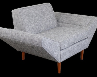 Mid Century Modern Desmond Chair: Atomic Style Lounge Chair