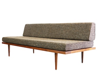 Mid Century Modern Daybed: Stain Repellent Fabric, Kid & Pet Friendly