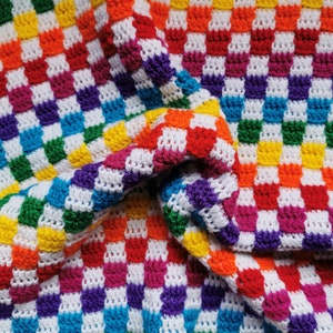 Chequered blanket crochet pattern - rainbow squares blanket crochet pdf - Chequered crochet tutorial