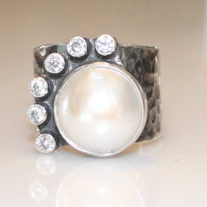 anillo de perla mabe - Anillo de perla CZ - Anillo de piedra de nacimiento de junio - Anillo de peal de Mabe blanco - Anillo de declaración de perla blanca - Anillo de perla natural - Perla boho