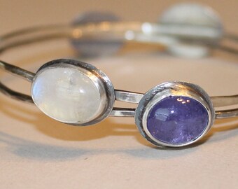 Handgemachte Tansanit & Mondstein Silber Armreif