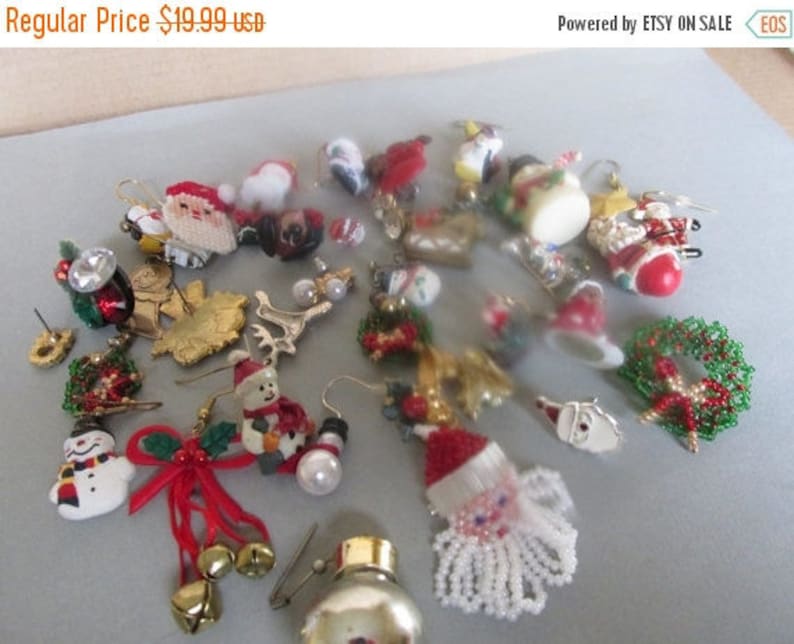 Collectible Jewelry Party Favors 30 Craft Thirty Assorted Christmas Jewelry