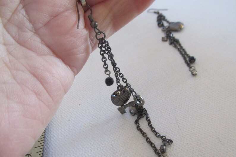 Heart Hook dangling Earrings Key Vintage Earrings Black Chain Earring Collectible Jewelrys