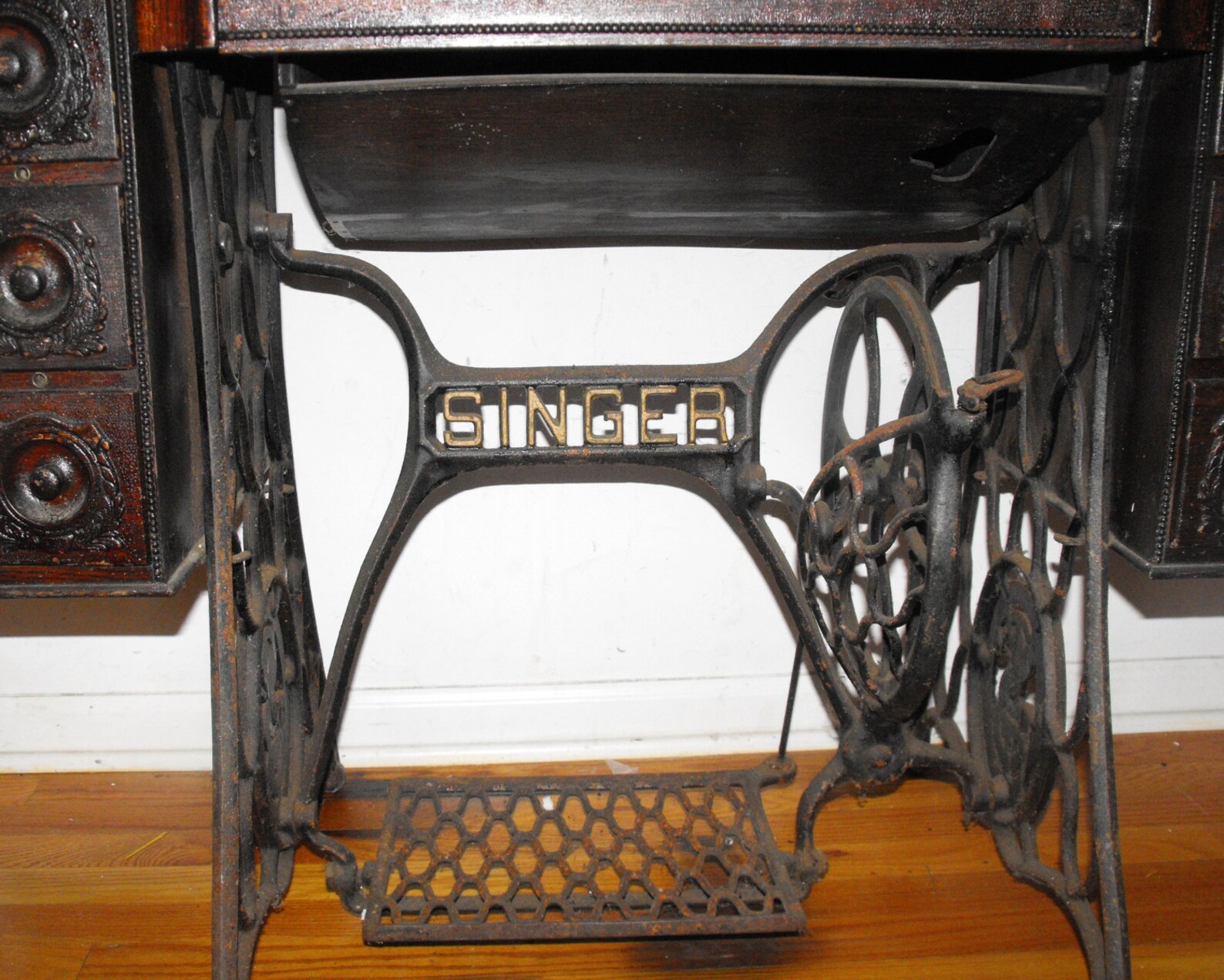 Antique 1910 Singer Treadle Sewing Machine Table Includes Etsy