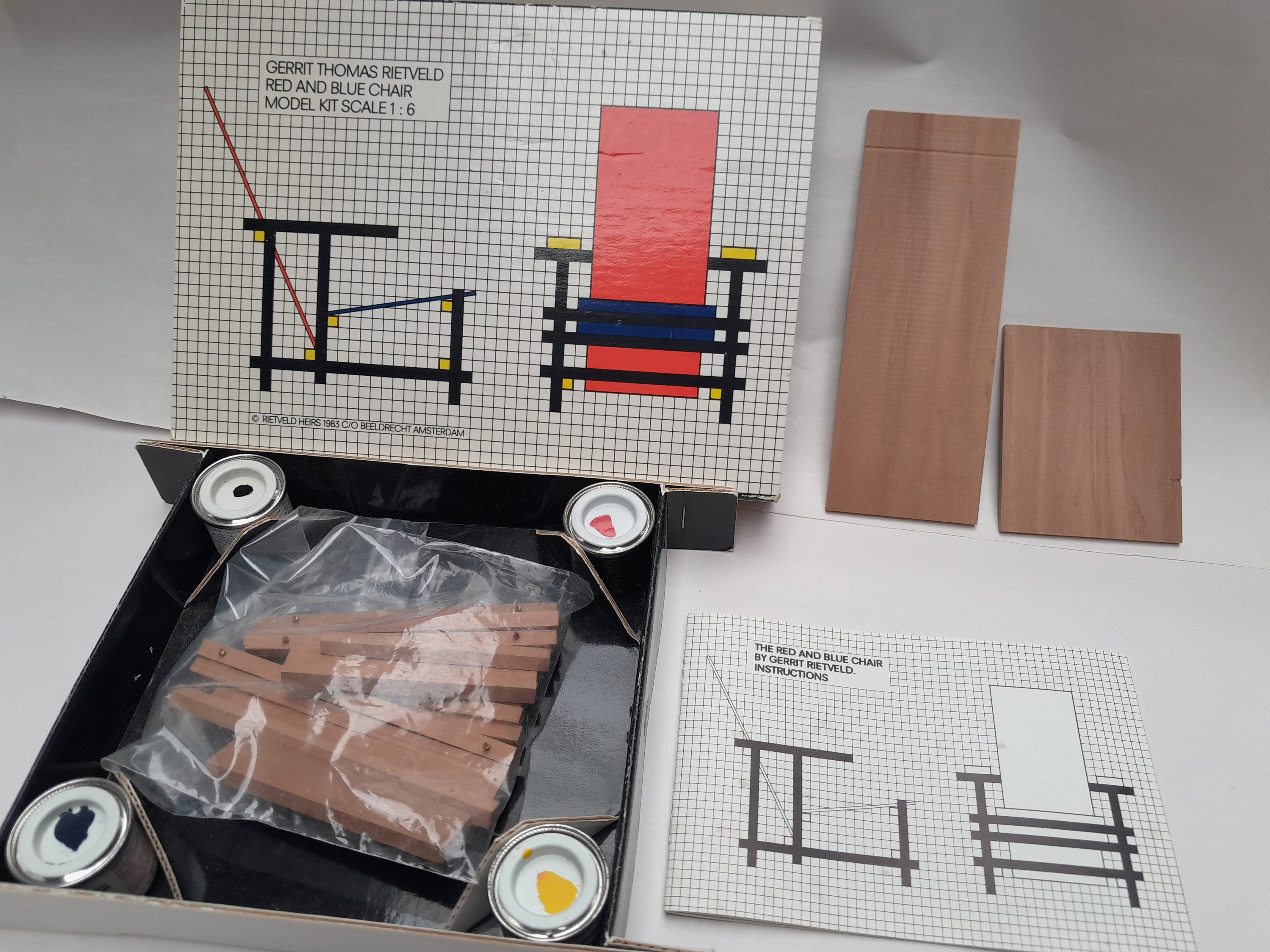 Vintage Gerrit Rietveld Red and Blue Chair Model Kit Scale 1:6