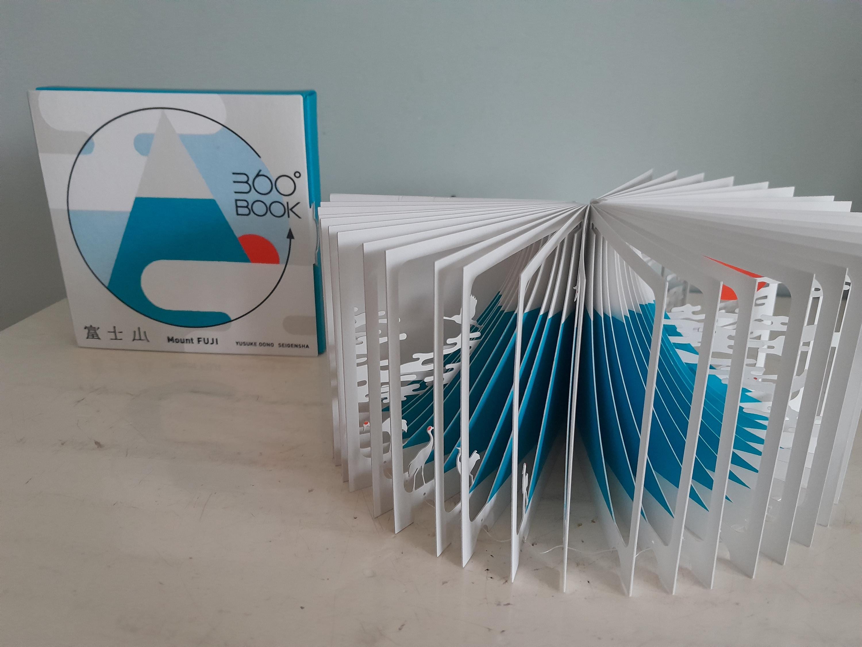 Mount Fuji 360-Degree Book by Yusuke Oono 3D Diorama Pop Up Picture Fujisan