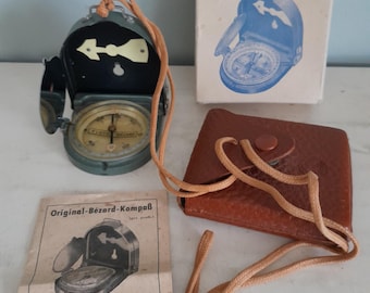 Brújula alemana Lufft Bezard modelo II vintage de los años 50 y 1950. Equipo militar para senderismo y bushcraft.