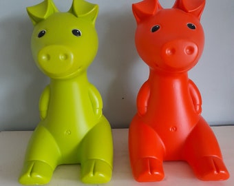 希少なIKEA Gullgris 豚の貯金箱、硬質PSプラスチック、23 cm、Monika
